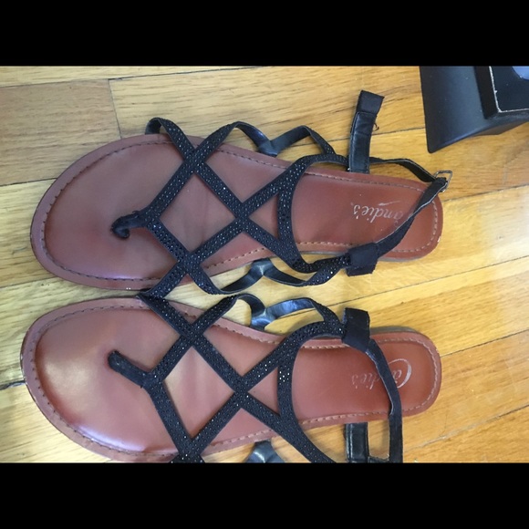 Sandals - Picture 2 of 4